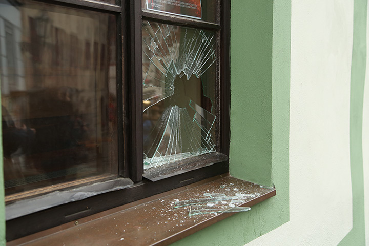A2B Glass are able to board up broken windows while they are being repaired in Erith.